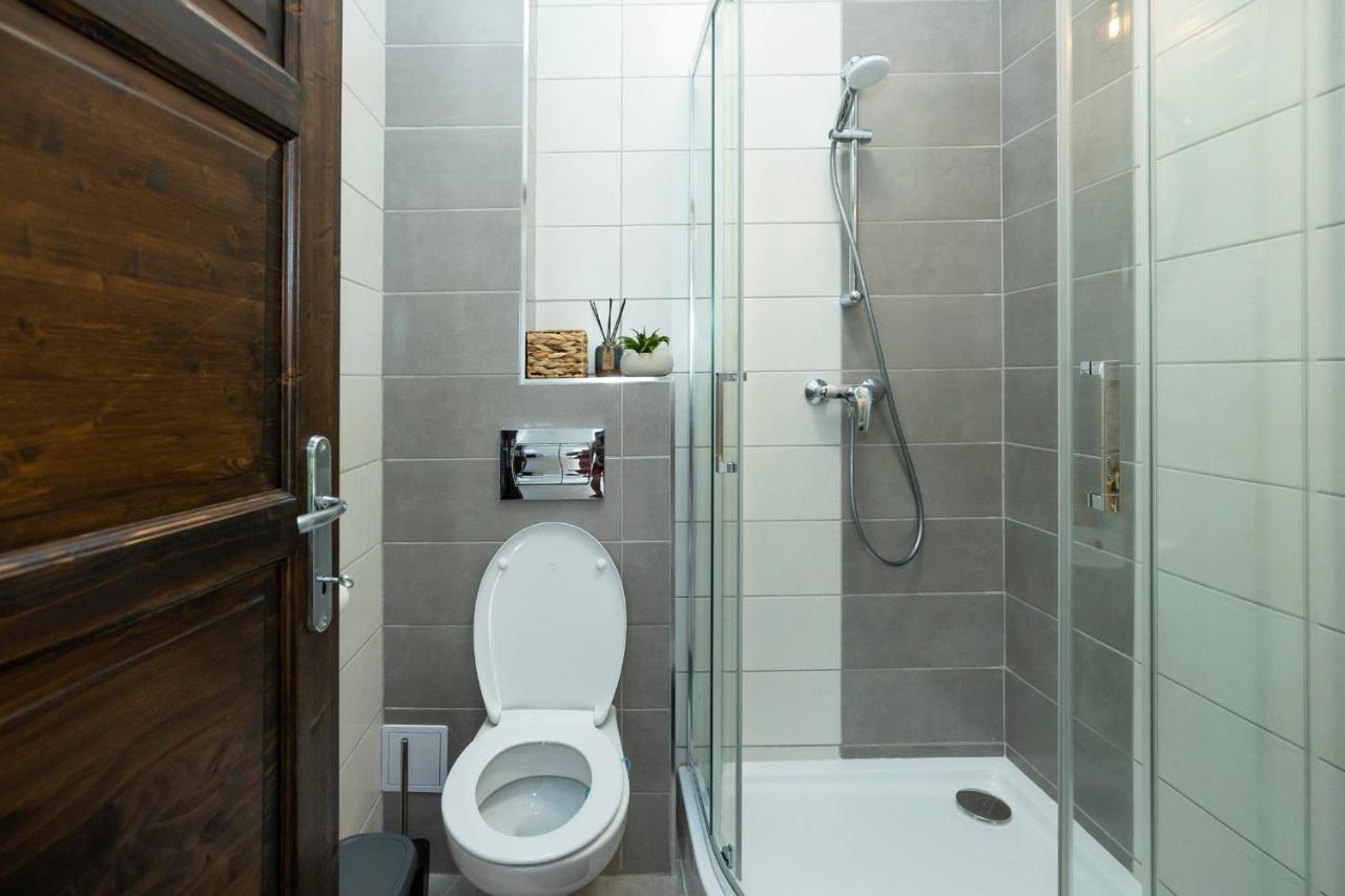 Zsenduelo Apartman Eger Exterior photo