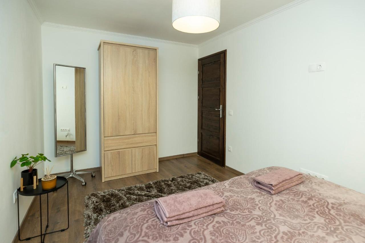 Zsenduelo Apartman Eger Exterior photo